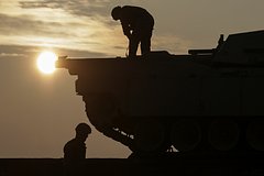 ВСУ усилили защиту поставленных без брони танков Abrams