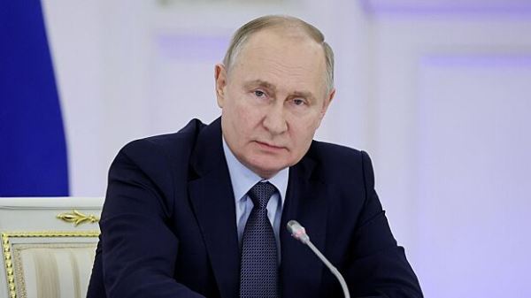 Путин встретился с руководством Объединённой группировки войск